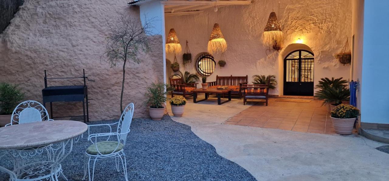 Cueva De La Higuera Casa de Férias